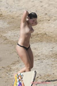 olympia valence topless beach candids 005