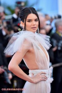 kendall jenner boobs show at cannes 009