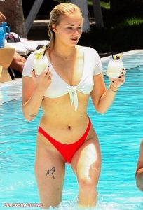 sophie turner bikini boobs and ass hanging out 008
