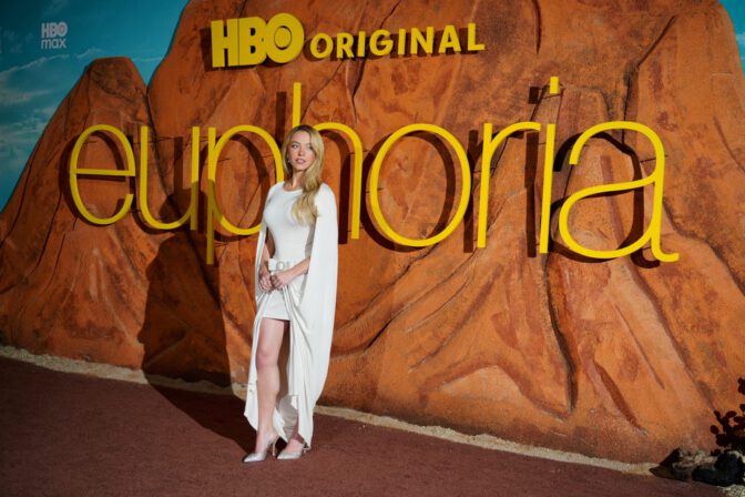 Busty Sydney Sweeney Stuns in Skintight White Mini That’s Pure Sin at Euphoria S3 Premiere Gallery