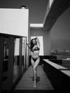 "Dayane Mello Dazzles in Seductive Black Lace, Showcasing Bold Confidence" 2