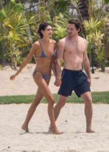 "Kaia Gerber Stuns in a Daring Blue Bikini in Cabo: A Look That Turns Heads" 18