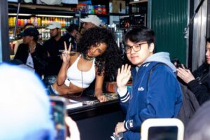 "Tyla Shows Off Her Sleek Figure in Boldly Unbuttoned Jeans" 6