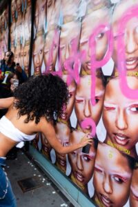 "Tyla Shows Off Her Sleek Figure in Boldly Unbuttoned Jeans" 12