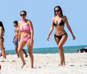 "Anastasia Karanikolaou Stuns in a Dazzling Bikini on Miami Beach" 10