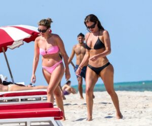 "Anastasia Karanikolaou Stuns in a Dazzling Bikini on Miami Beach" 14