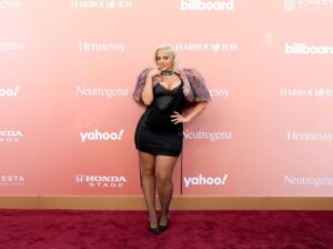 "Bebe Rexha Dazzles in Bold Red Carpet Look, Flaunting Her Curvy Figure and Stunning Assets" 18