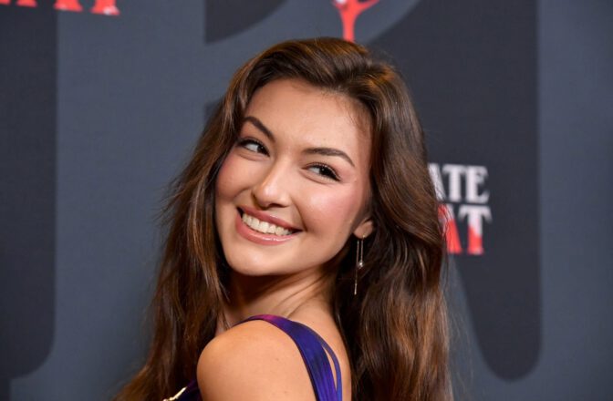 Rachel Pizzolato Stuns in Figure-Hugging One-Shoulder Mini Dress, Showcasing Her Gorgeous Legs at Corporate Retreat Premiere