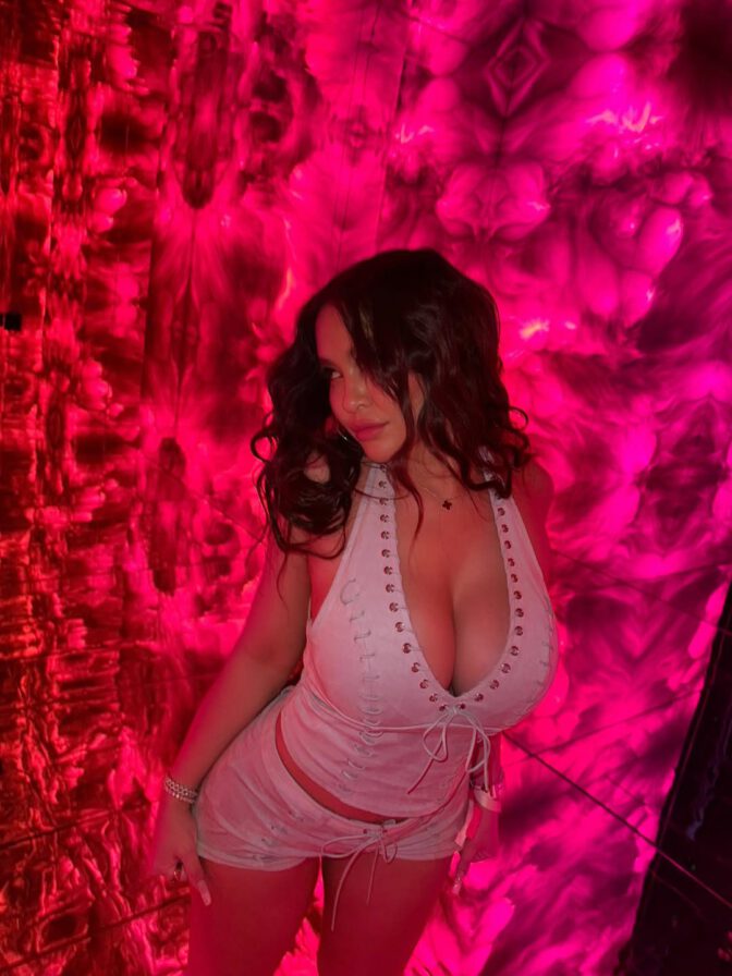 Stella Hudgens' Massive Tits & Juicy Ass Erupt in a Steamy Mirrored Room Photoshoot.