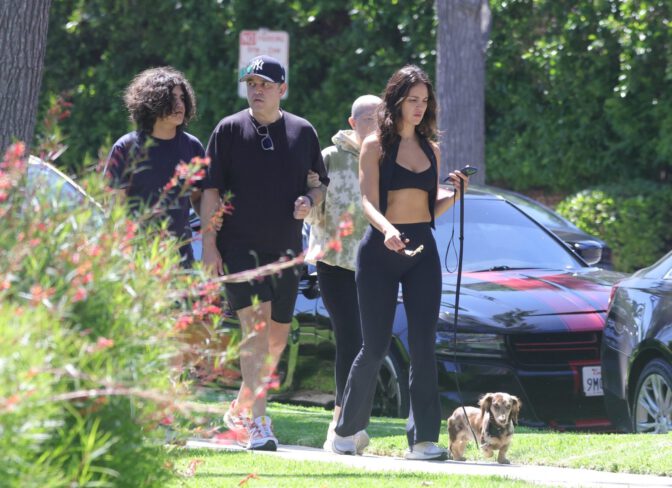 Eiza Gonzalez Sizzles in Skintight Leggings Exposing Her Voluptuous Boobs and Sculpted Booty in a Daringly Sexy Display