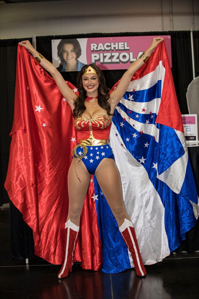 Rachel Pizzolato Squeezes Her Massive Boobs Into Skintight Superhero Costume For Jaw-Dropping Busty Cosplay Reveal