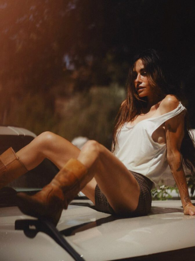 Sarah Shahi Goes Totally Braless In Stripped-Down New Photoshoot