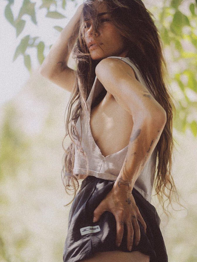 Sarah Shahi Goes Totally Braless In Stripped-Down New Photoshoot